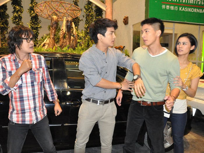 โตโน่ ฟิวส์ขาด!! หวิดมีเรื่องคนกวนประสาท