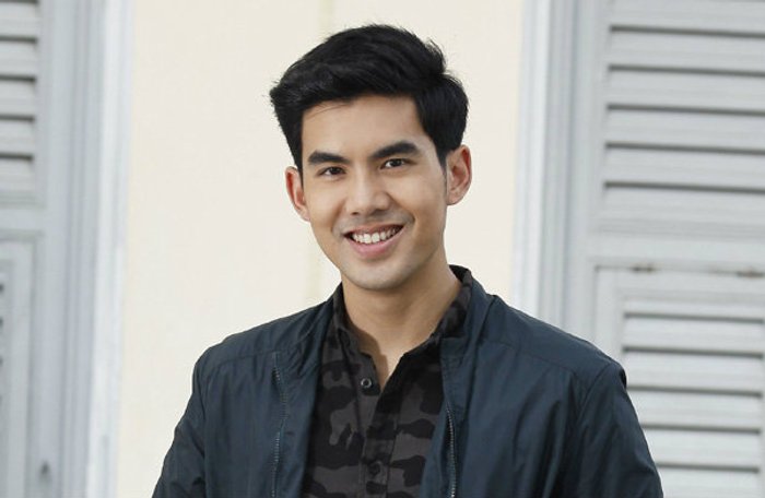 เต๋อ อบอุ่นร่วมงาน เอ็กแซ็กท์ ชมละคร “น่ารัก” สมชื่อ!!