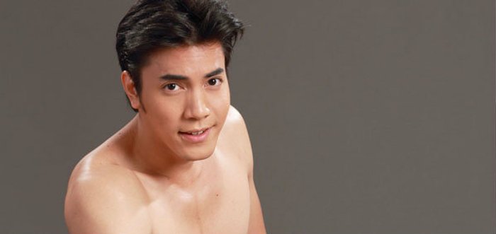 ไม้ วฤษฎ์ ปลื้มกระแส ลูกทาส โชว์หุ่นอวดซิกแพ็คสาวๆ