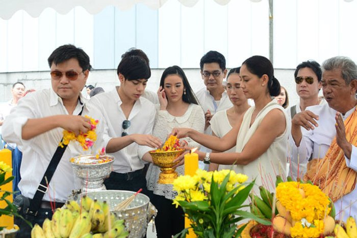 “คุณบอย” นำทีมบวงสรวง “สี่แผ่นดิน เดอะมิวสิคัล”