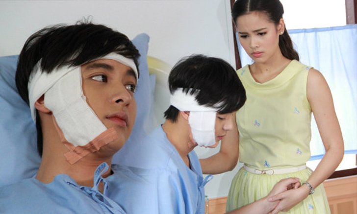 เจมส์ เจ็บหนักรถตกเขา ญาญ่า ดูแลไม่ห่าง ละคร หนึ่งในทรวง