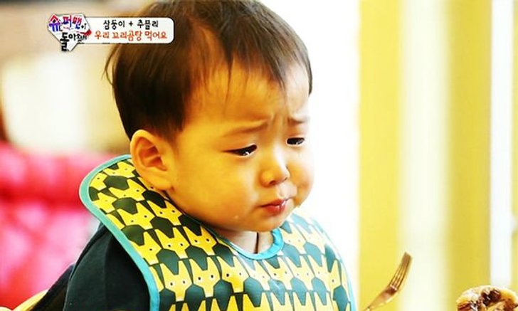 ร้องไห้หนักมาก! ซงอิลกุก พ่อแฝดสามอาจถอนตัวรายการ Return of Superman