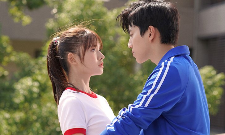 เขินให้สุดไปกับ "แกล้งจุ๊บให้รู้ว่ารัก" เวอร์ชั่นภาพยนตร์จีน Fall in Love at First Kiss