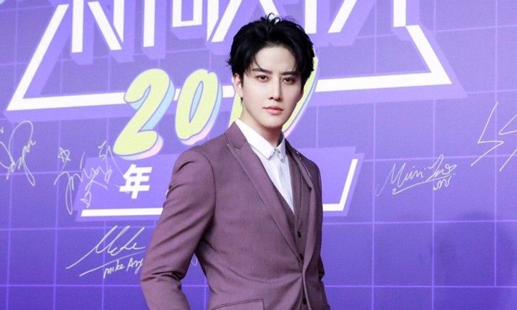 "ไมค์ พิรัชต์" คว้ารางวัลศิลปินต่างชาติยอดนิยม ตอกย้ำความฮอตในจีน