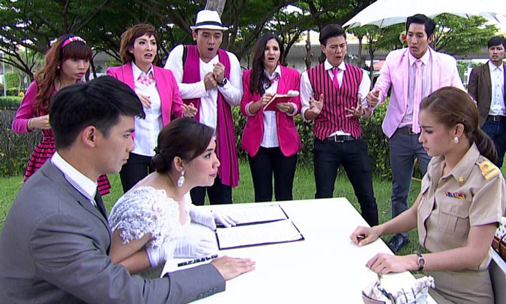 "วิว" ป่วนงานวิวาห์ ยื่นใบหย่ากลางงานแต่ง เปิดฉาก "สัญญาแค้นแสนรัก"