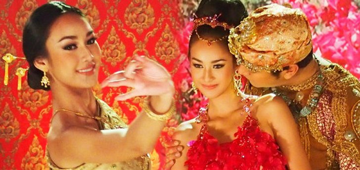 นาว เต้นยั่วไม่ถนัด ขอรำไทยโชว์ ใน กุหลาบเล่นไฟ