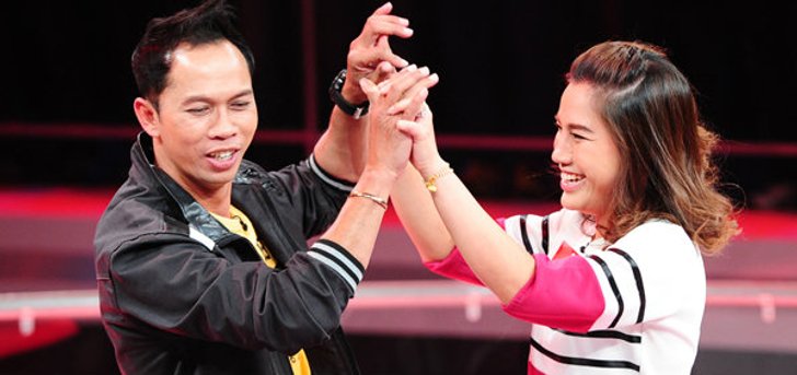 สมจิตร จงจอหอ ควงภรรยาลุ้นเงินล้าน ใน “The Money Drop ไทยแลนด์”