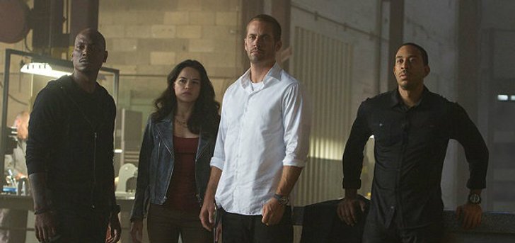 วิจารณ์หนัง Fast & Furious 7 แด่แฟรนชายส์อันเป็นที่รักของผู้ชม