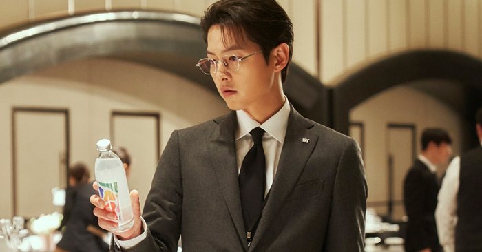 keep an eye on!  Song Joong Ki’s Reborn Rich is about to break SKY Castle’s ratings record.