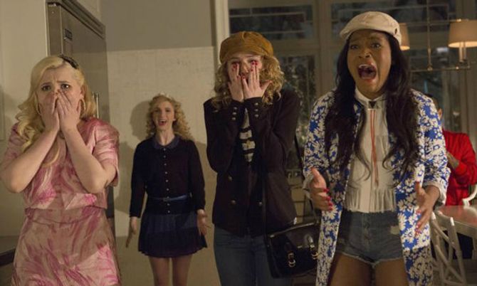 เปรี้ยวเว่อร์ ซีรีส์ใหม่รวมดาราวัยทีนมาโดนปาดคอใน Scream Queens