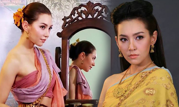 เผยภาพ "เบลล่า" ทำสีหน้าร้ายกาจจนได้รับเสียงชม "บุพเพสันนิวาส"