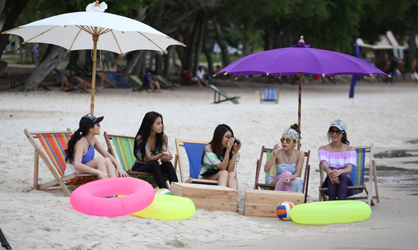 แซ่บ!! ปั้น ชวนสาวๆ ทำกิจกรรม ริมชายหาด The Bachelor Thailand