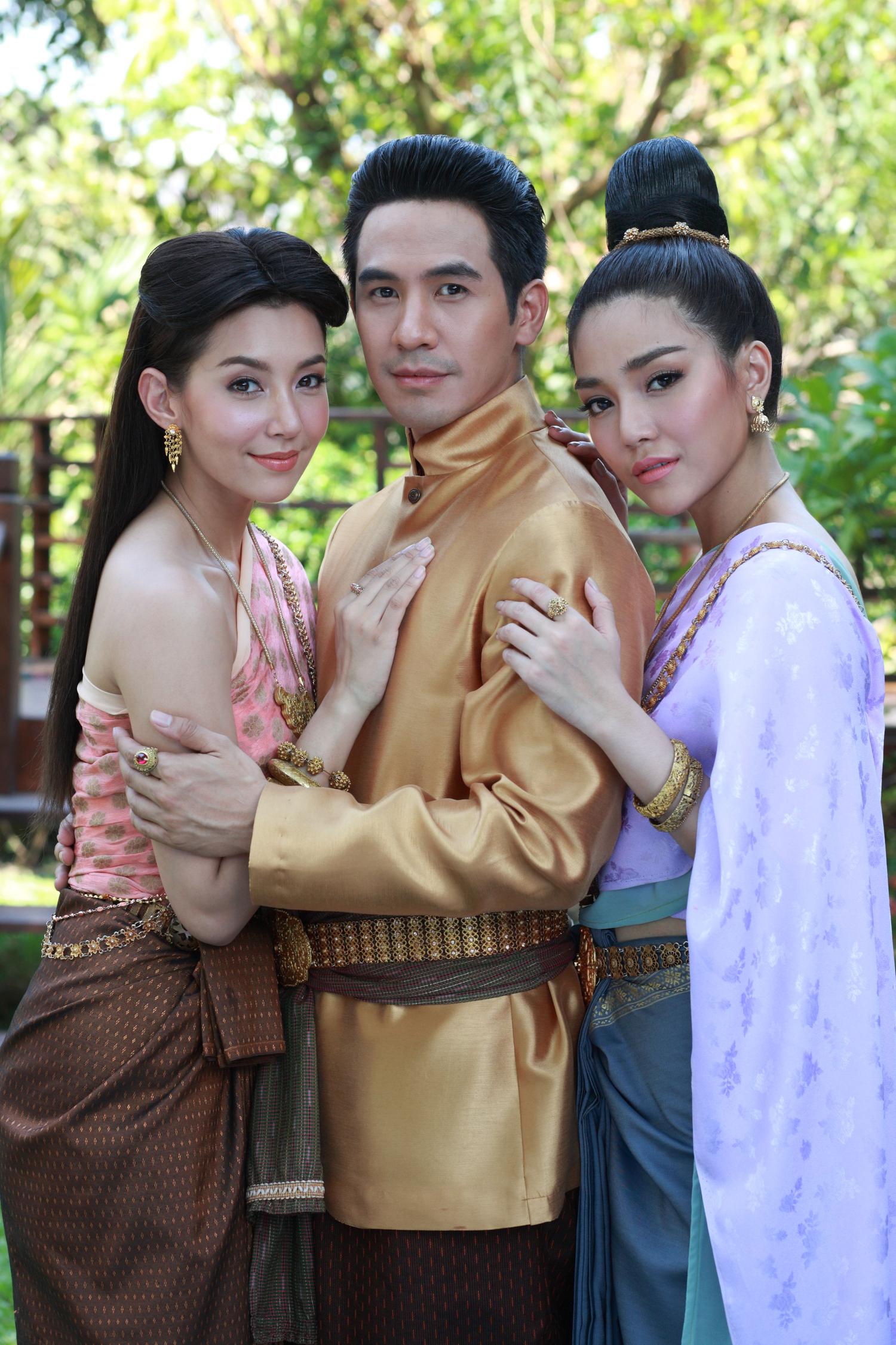 บุพเพสันนิวาส