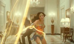 ขุ่นแม่กลับมาแล้ว! ในตัวอย่างแรก Wonder Woman 1984