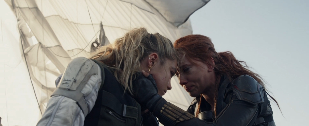 Scarlett Johansson and Florence Pugh in Black Widow (2020)
