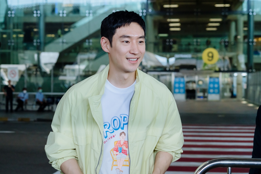 อีเจฮุน (Lee Je Hoon) ที่สนามบินสุวรรณภูมิ