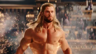 ฉากที่พ่อหมี Chris รอคอยนานกว่า 10 ปีเพื่อฉากโชว์ตูดใน Thor 4