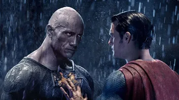 The Rock บอกใบ้ Superman ของ Henry Cavill จะมารับเชิญใน Black Adam หรือไม่