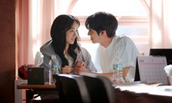 ภาพแรก “อันฮโยซอบ-จอนยอบิน” จ้องตากันหวานซึ้งในซีรีส์ใหม่ “A Time Called You”