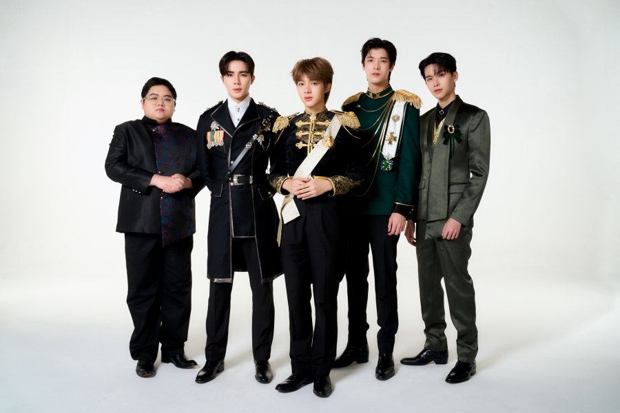 ข้ามฟ้าเคียงเธอ The Next Prince Series 