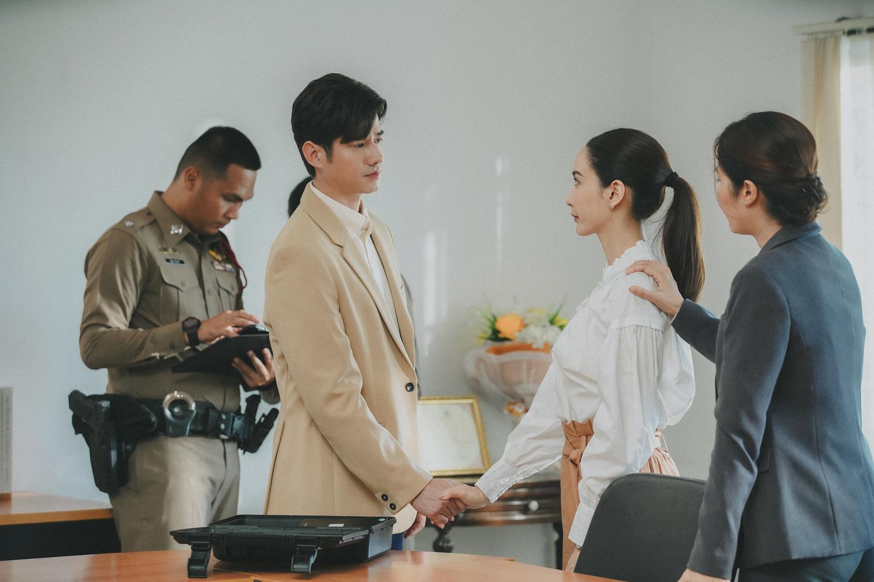 ในวันที่ฝนพร่างพราย ep 13