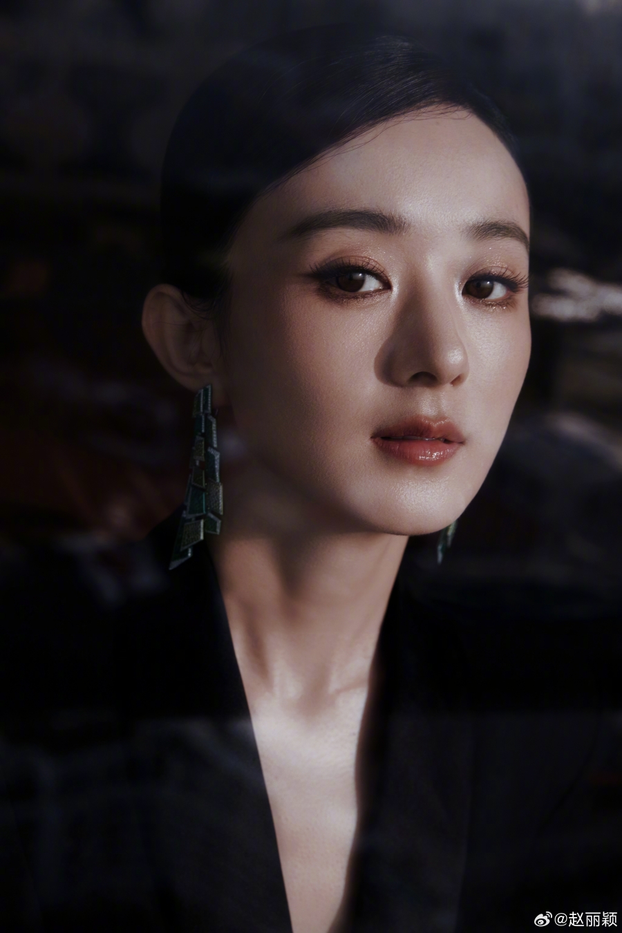 ดาราจีน-จ้าวลี่อิง (Zhao Liying)