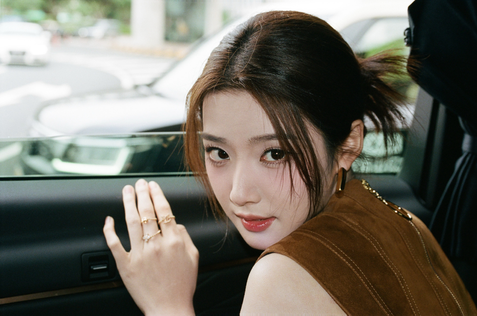 หลูอวี้เสี่ยวผลงาน