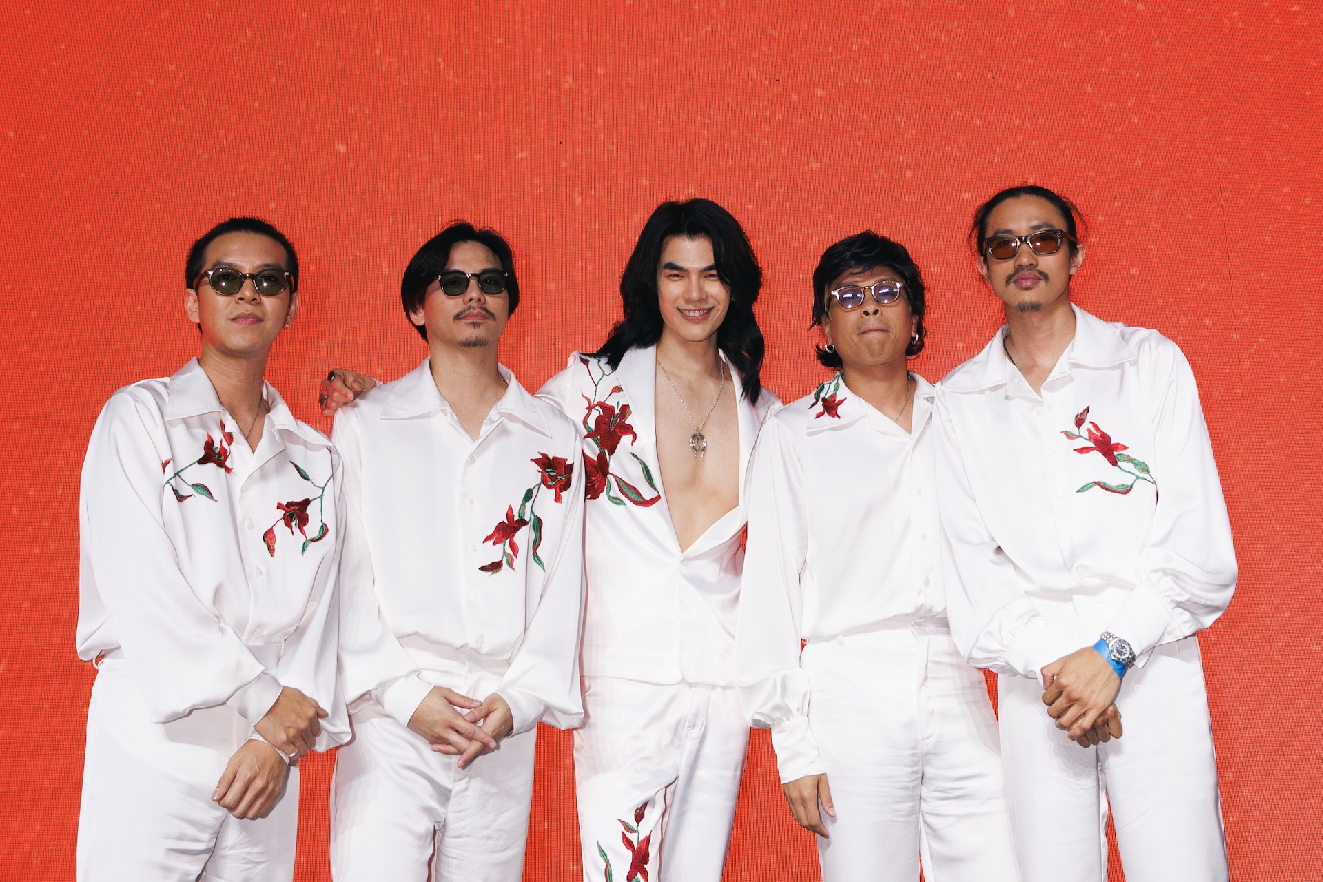 แถลงข่าวเปิดตัวซีรีส์ฟอร์มยักษ์ Shine