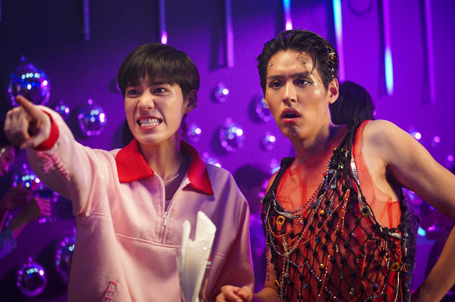 netflix เข้าใหม่-ซองแดงแต่งผี 