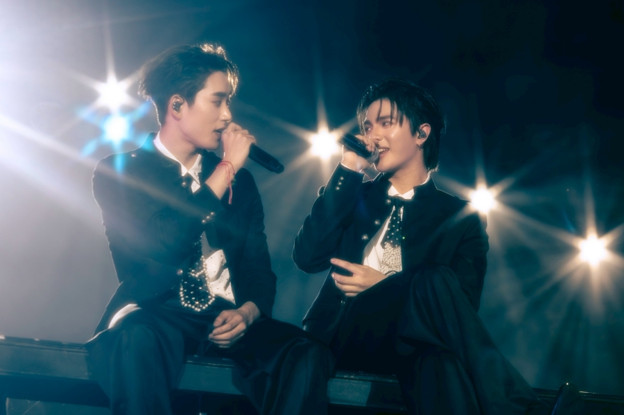 William Est WE Magnetic FANCON