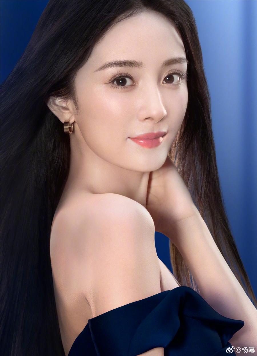 นางเอกจีนค่าตัวแพงที่สุด-หยางมี่ (Yang Mi)