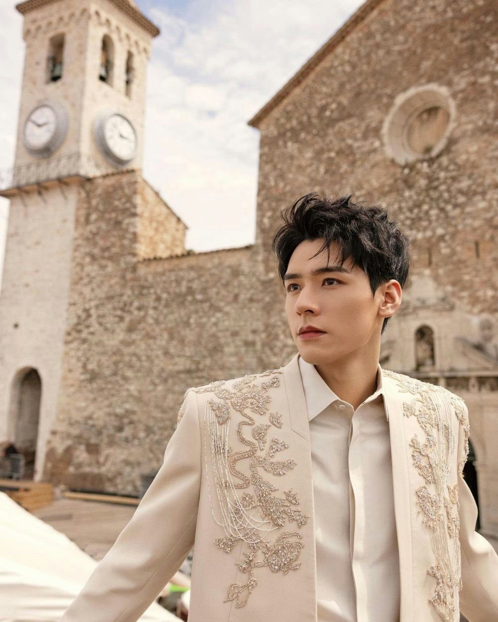 พระเอกจีนรวยที่สุด-ดาราจีนชาย รวยที่สุด