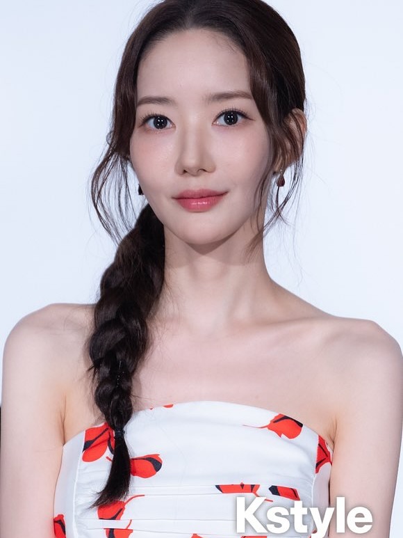 พัคมินยอง ผอม