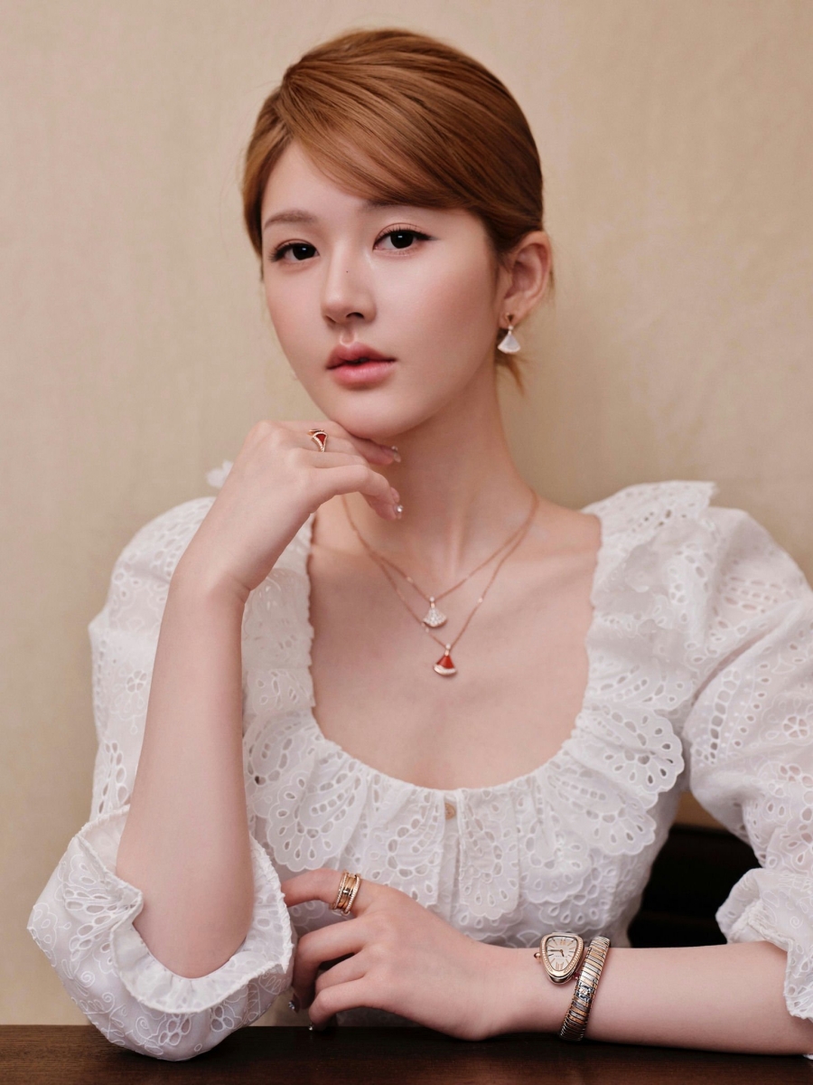 ดาราจีนที่สวยที่สุด