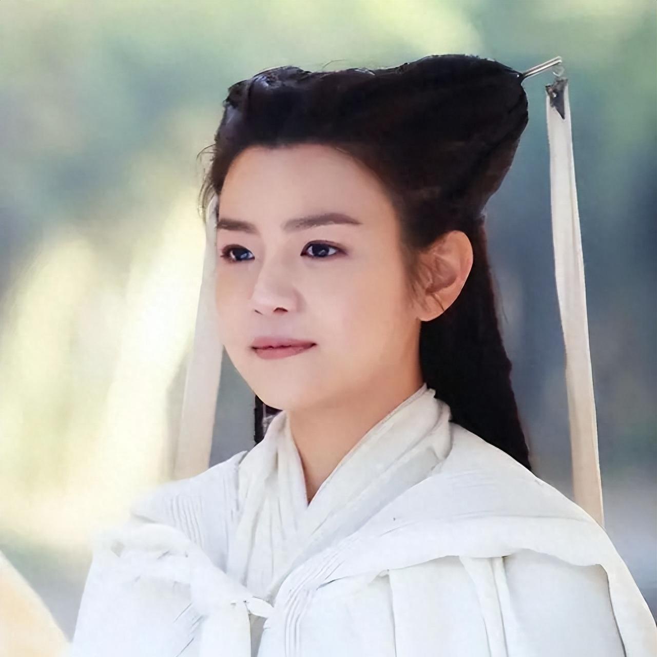 เฉินเหยียนซี (Michelle Chen)