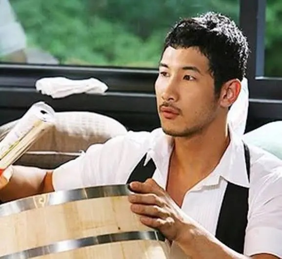 coffee prince นักแสดง-อีออน (Lee Eon)