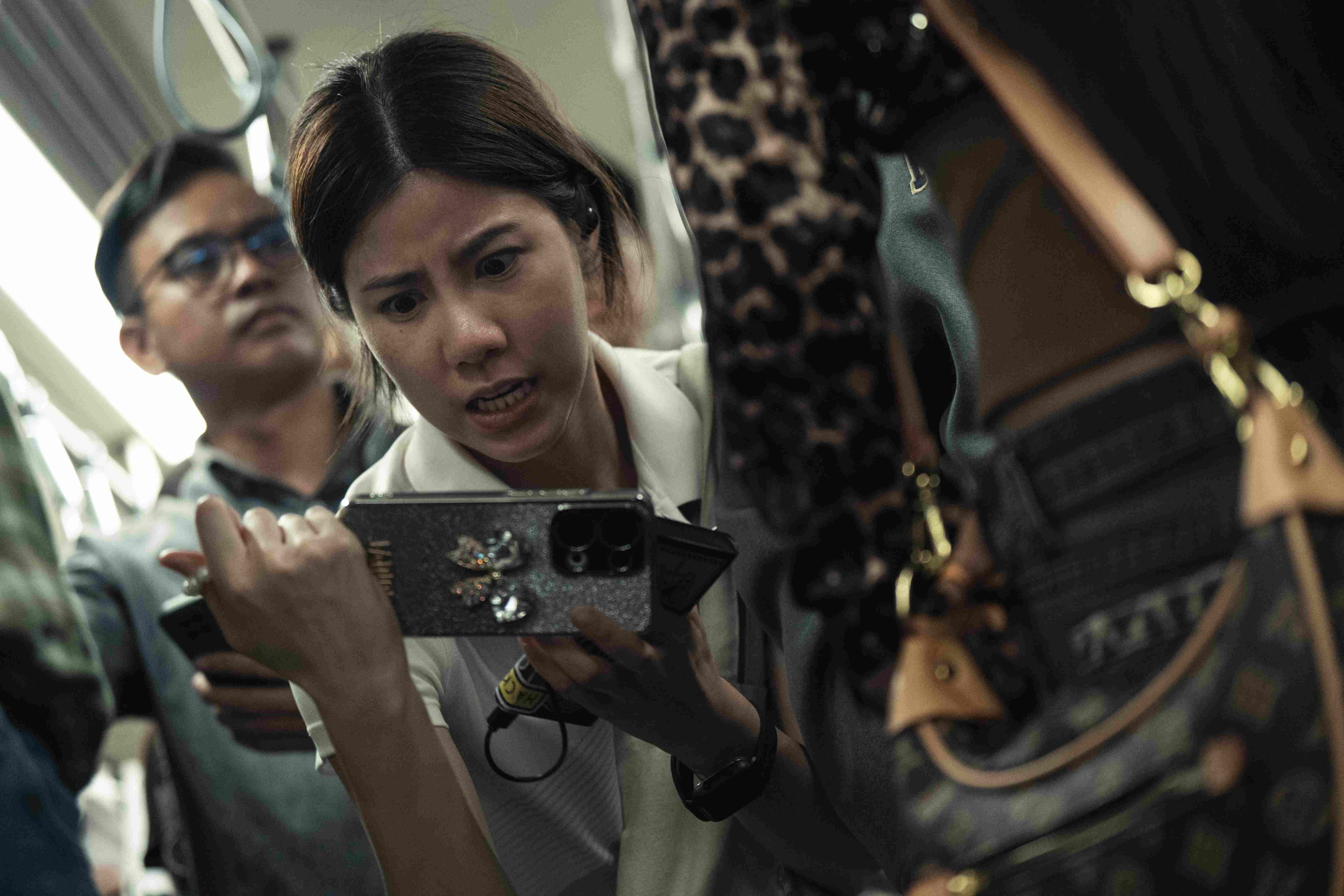 เส้นตายสายลวง