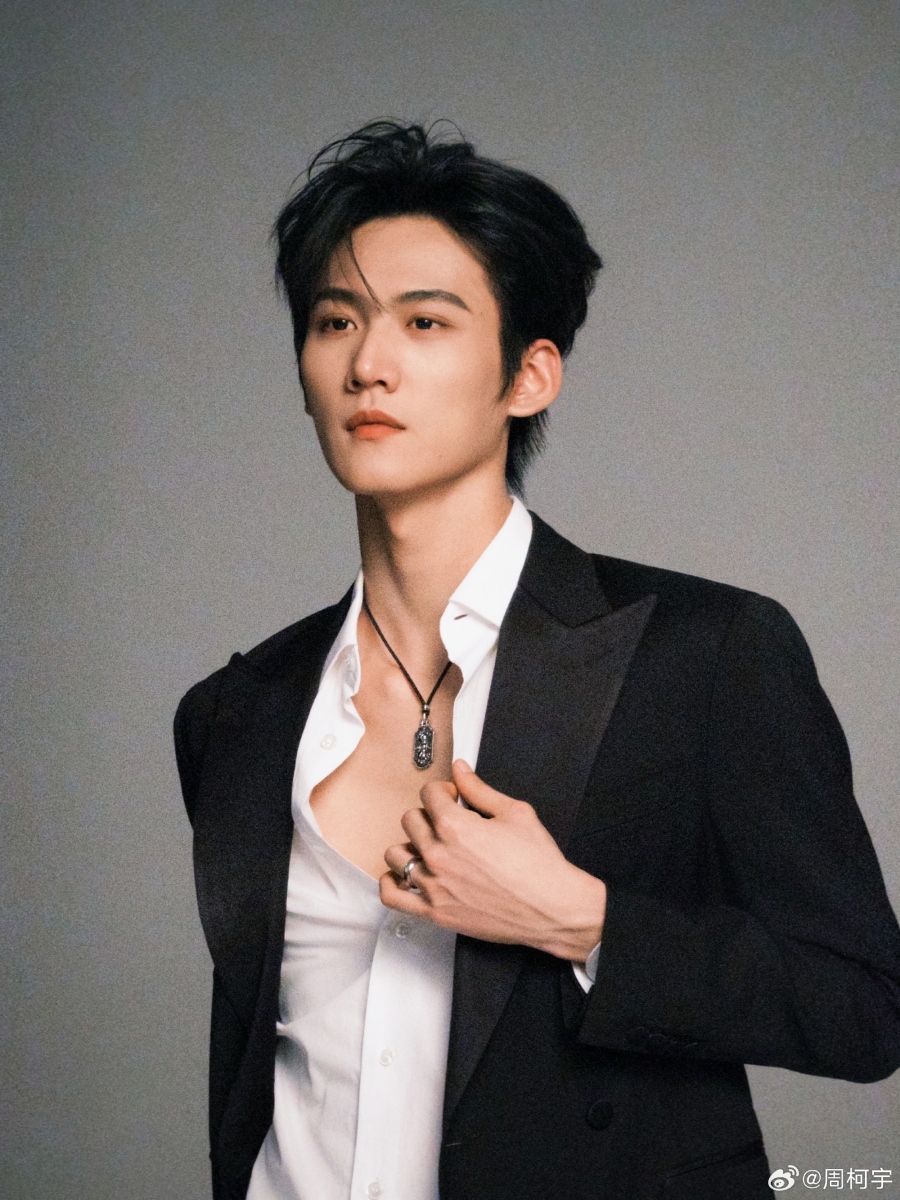 พระเอกจีน