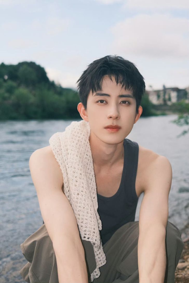 พระเอกจีนรุ่นใหม่