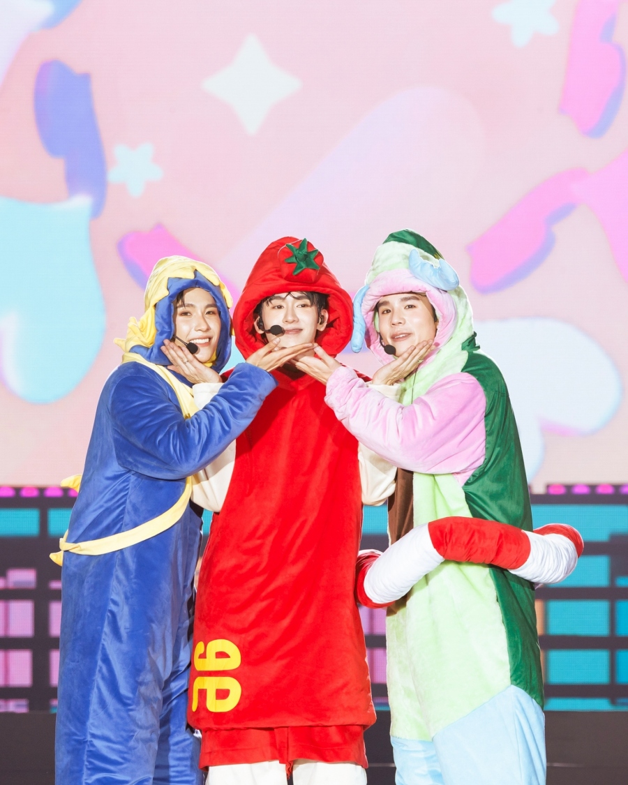 FORCE BOOK FUNTOPIA FANCON