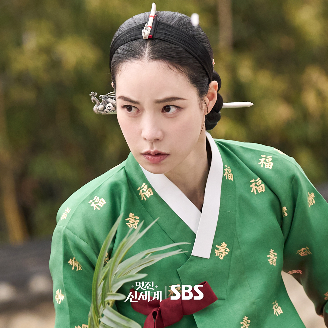 ศัตรูหัวใจนางร้ายวังหลวง