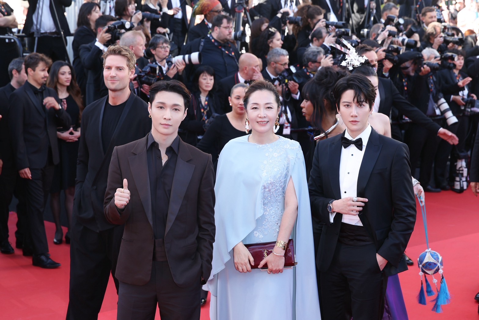 ไมค์ พิรัชต์ พรมแดง Cannes Film Festival 2026