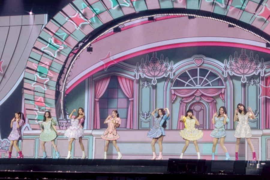Blush Blossom Fan Fest 2026 : Midnight Bloom