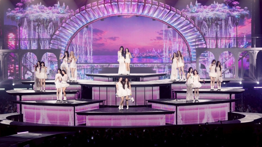 Blush Blossom Fan Fest 2026 : Midnight Bloom