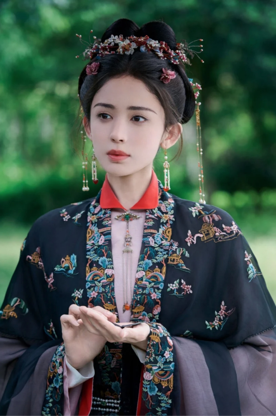 กู่ลี่นาจา