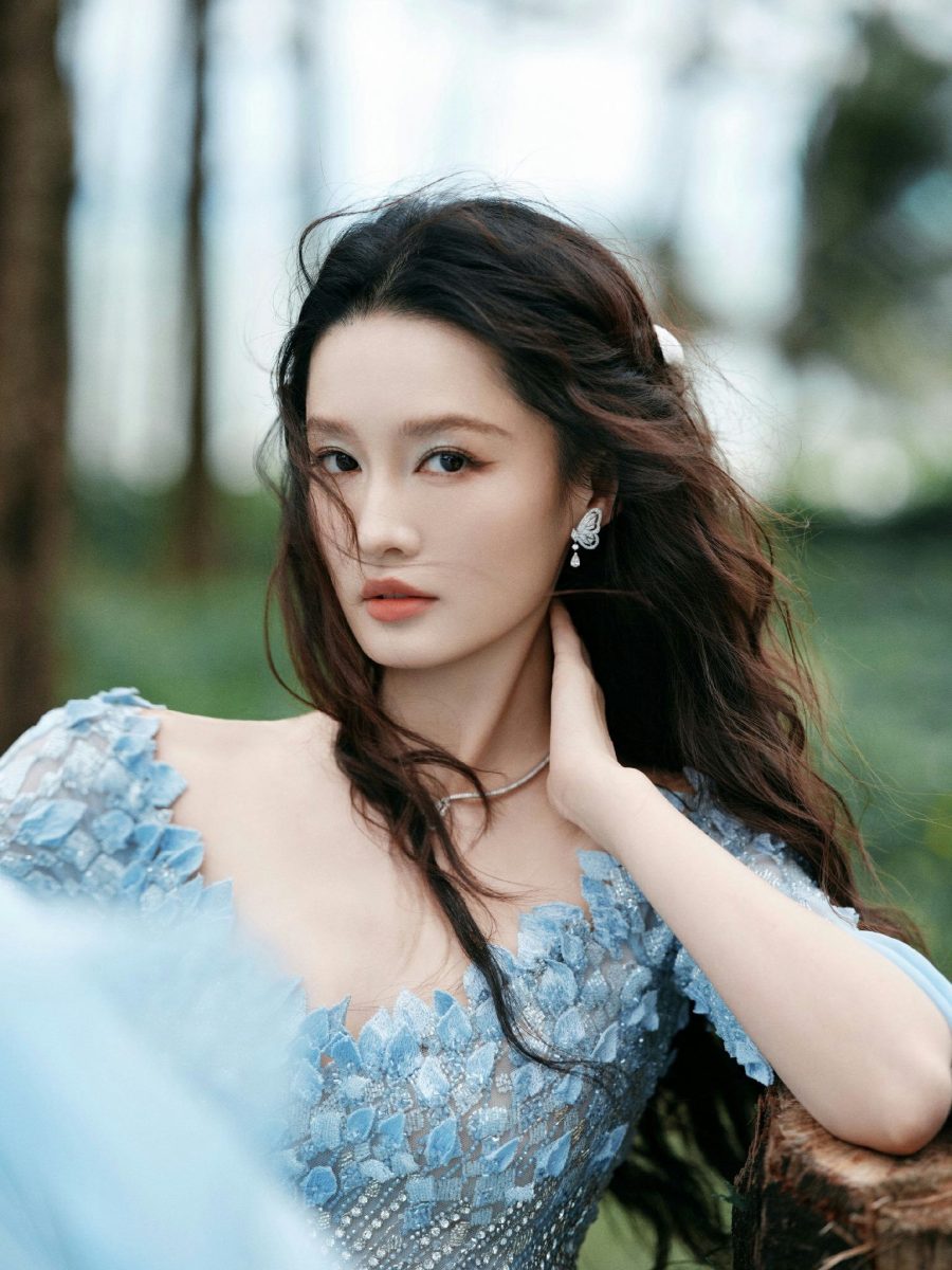 หลี่ชิ่น (Li Qin)
