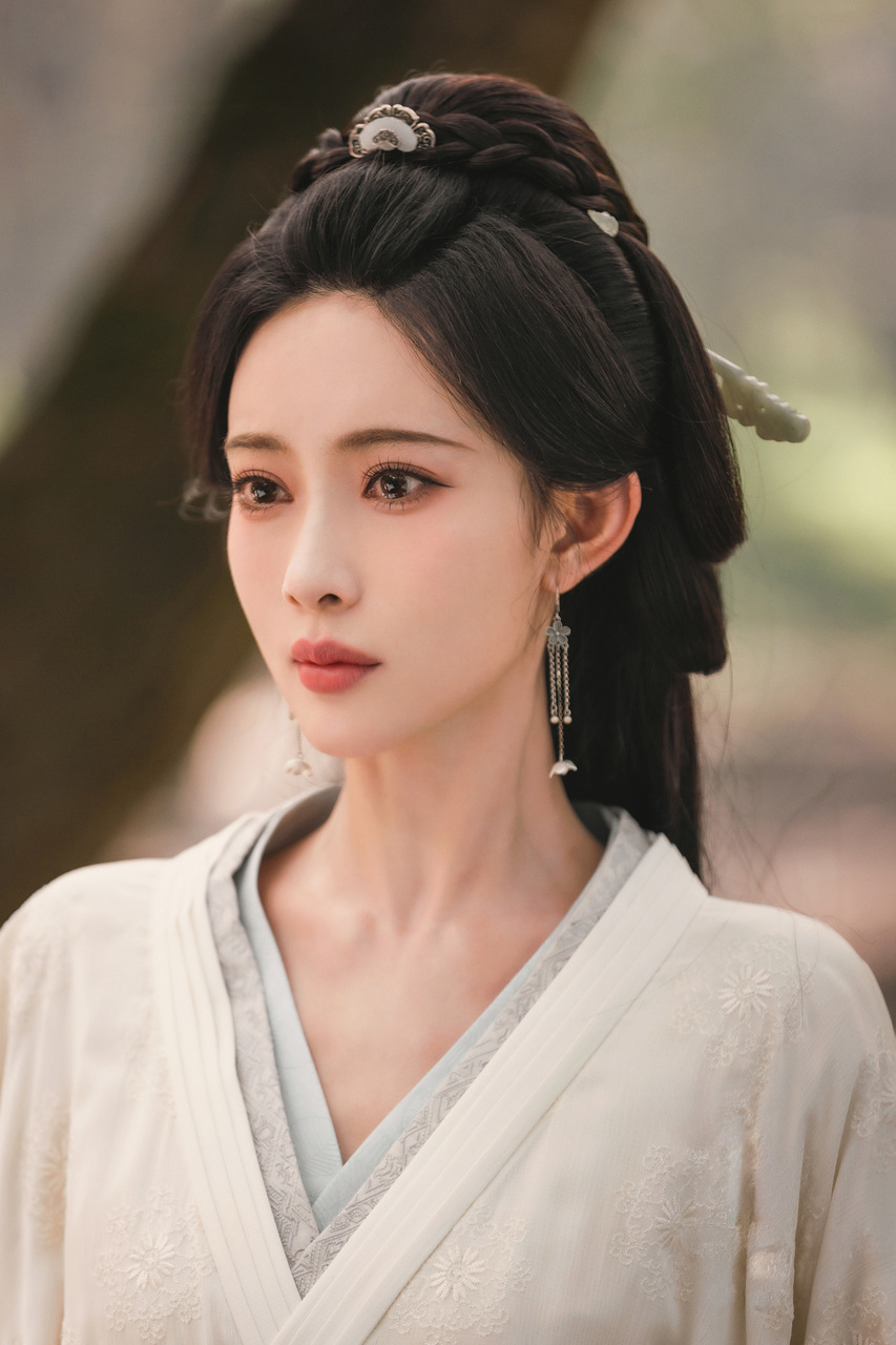 บุหงาซ่อนคม