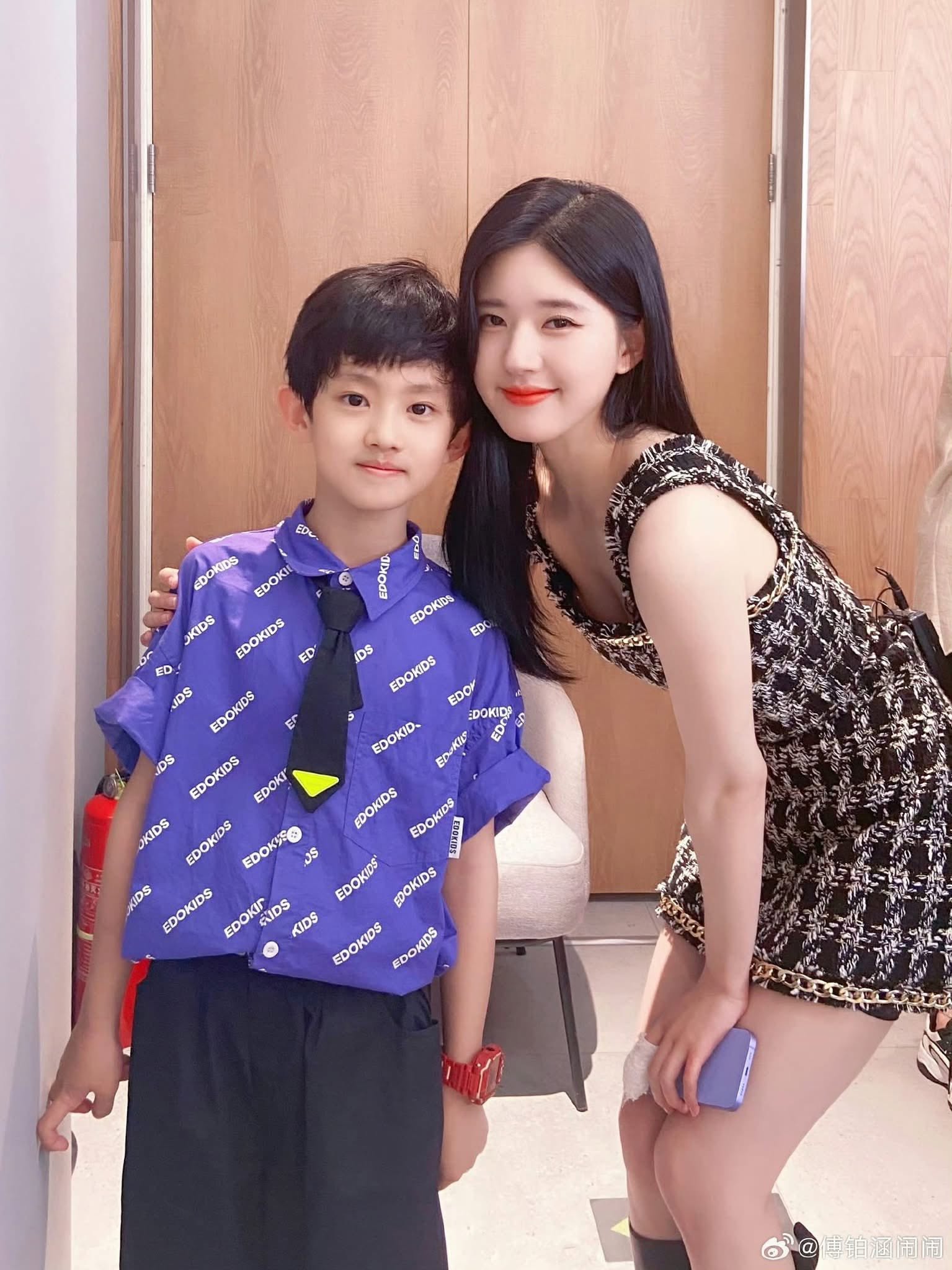 จ้าวลู่ซือ และ ฟู่ป๋อหาน  