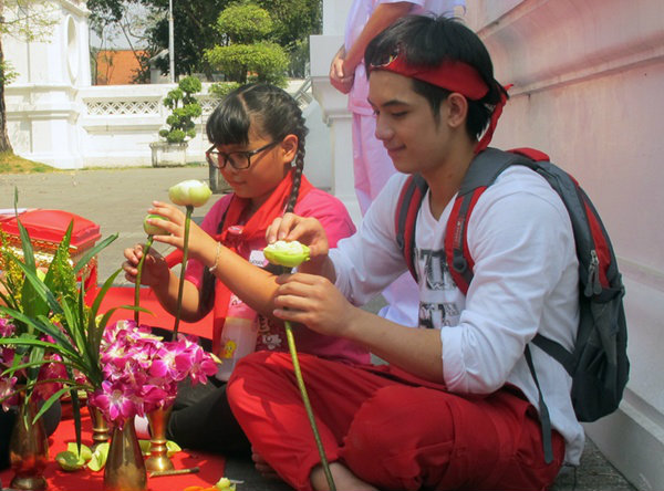 เรียนยังไงก็ไม่เบื่อ เมื่อ เยาวชนไทย ใส่ใจ พระพุธทศาสนา