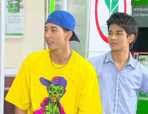 โตโน่ หนุ่มมาดเนี้ยบ เปลี่ยนแนวเป็นหนุ่มฮิพฮอพ